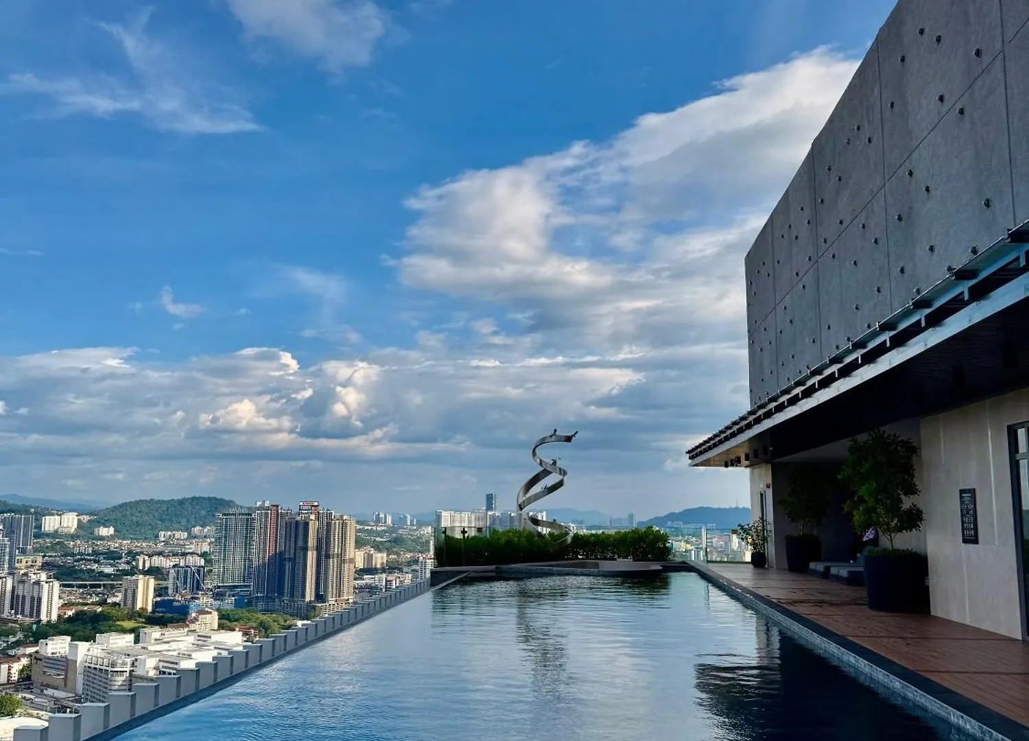 Core Residence Trx By Dynamic Suites Kuala Lumpur Malaysia