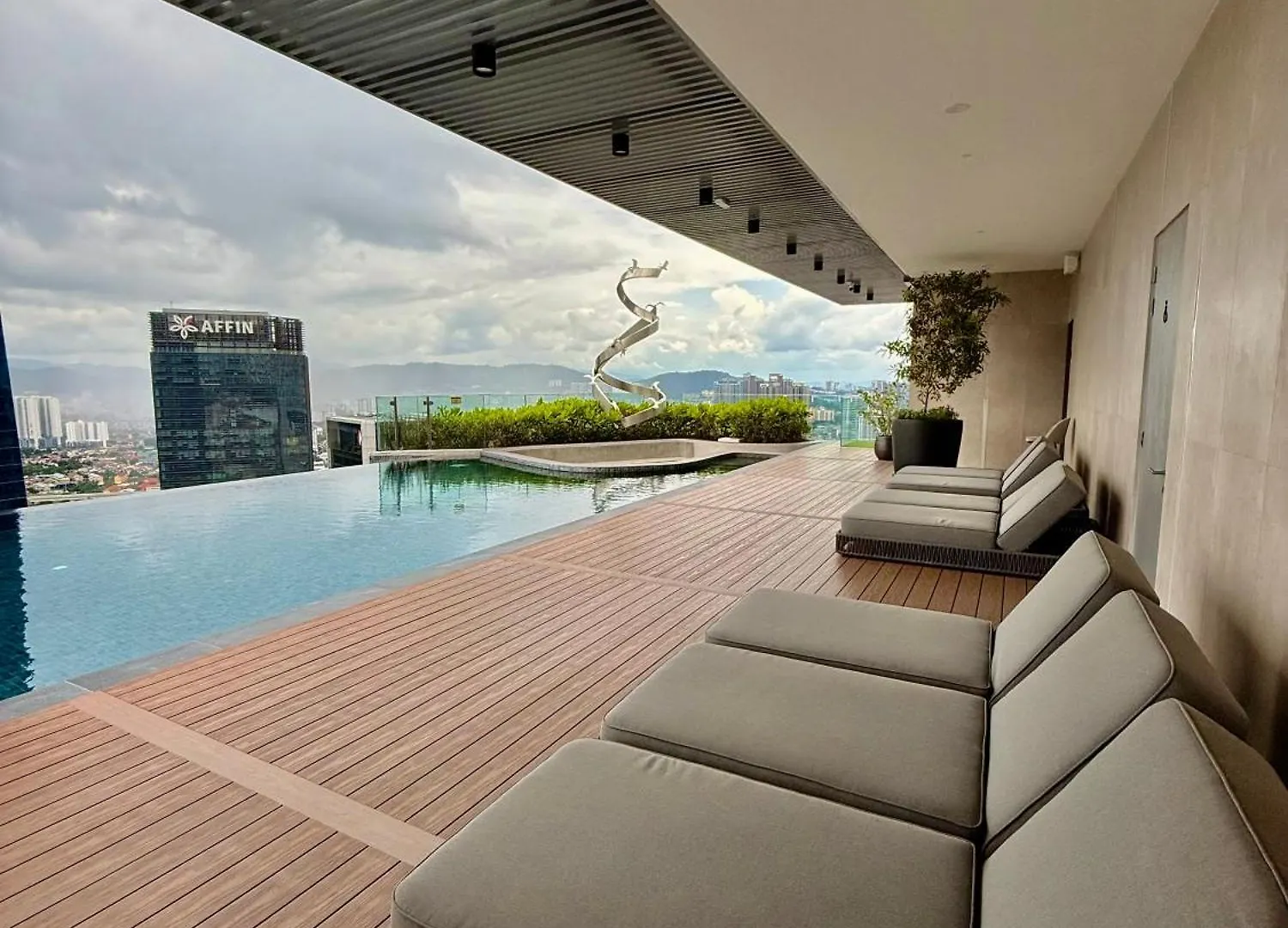 Core Residence Trx By Dynamic Suites Kuala Lumpur Apartment