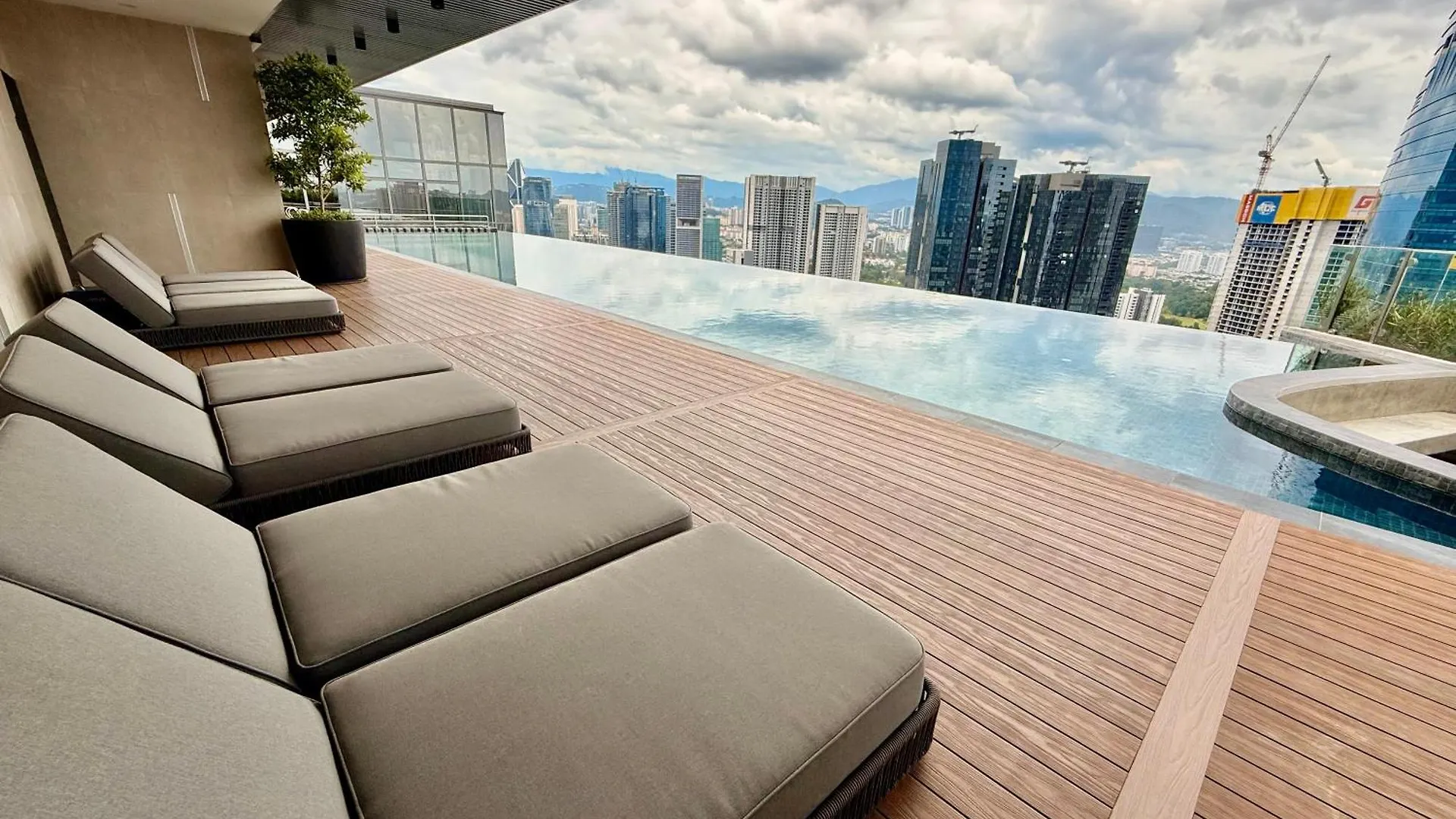 Core Residence Trx By Dynamic Suites Kuala Lumpur